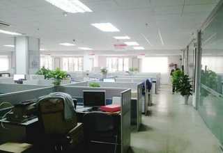 上海格子女童套装批发价