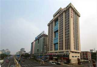 宝山区厢式上海货车租赁租金费用多少